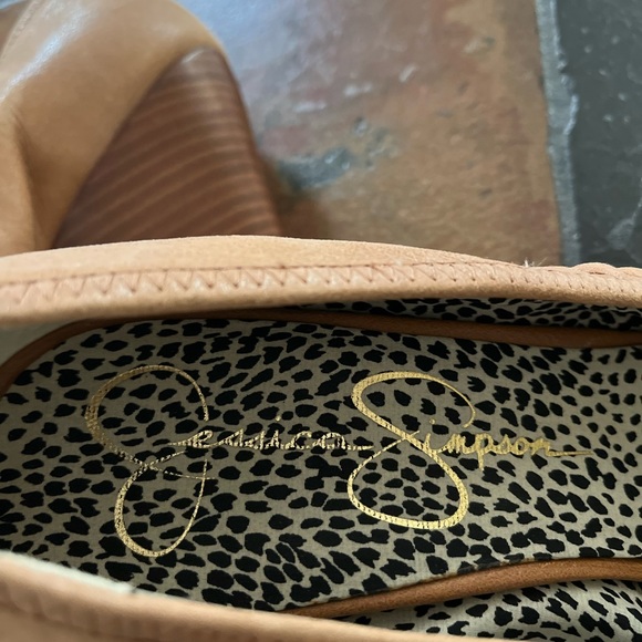 Jessica Simpson Open Toe, 3-3/4" wooden wedge heels size 11 - Picture 3 of 6